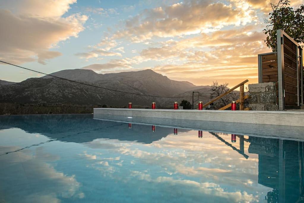 Lasithi Luxury Villa Mesa Lasithi Экстерьер фото
